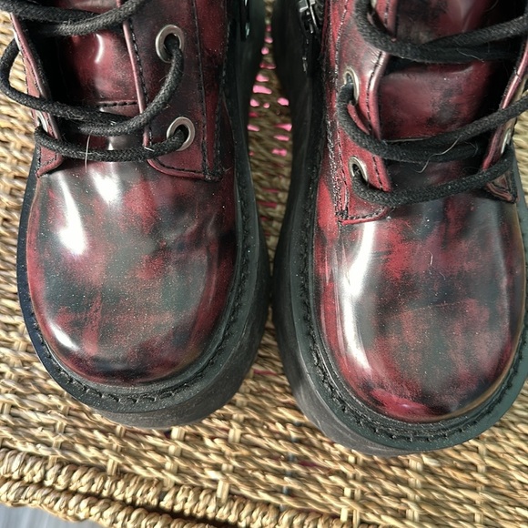 Dolls kill Current Mood Booked Out Combat Boots 5 preowned its dark red burgundy - Picture 7 of 13
